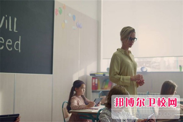 濰坊護理職業(yè)學(xué)院口腔工藝技術(shù)專(zhuān)業(yè)介紹