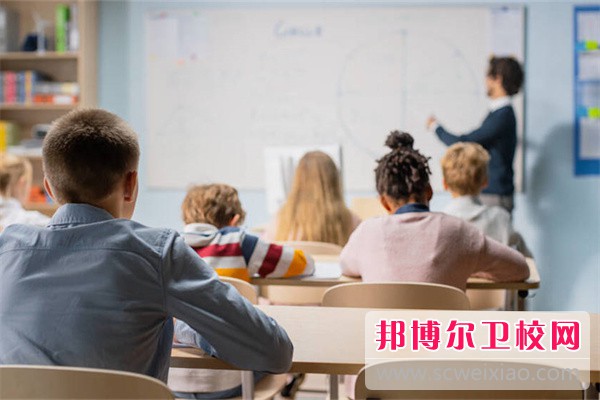 保山中醫藥高等專(zhuān)科學(xué)校助產(chǎn)專(zhuān)業(yè)介紹