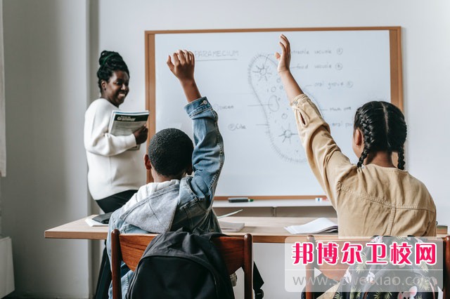 昆明衛生職業(yè)學(xué)院助產(chǎn)專(zhuān)業(yè)介紹