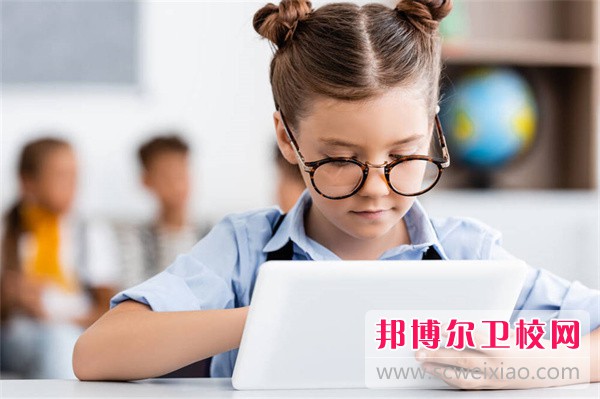 2024成都排名前五的衛生學(xué)校名單